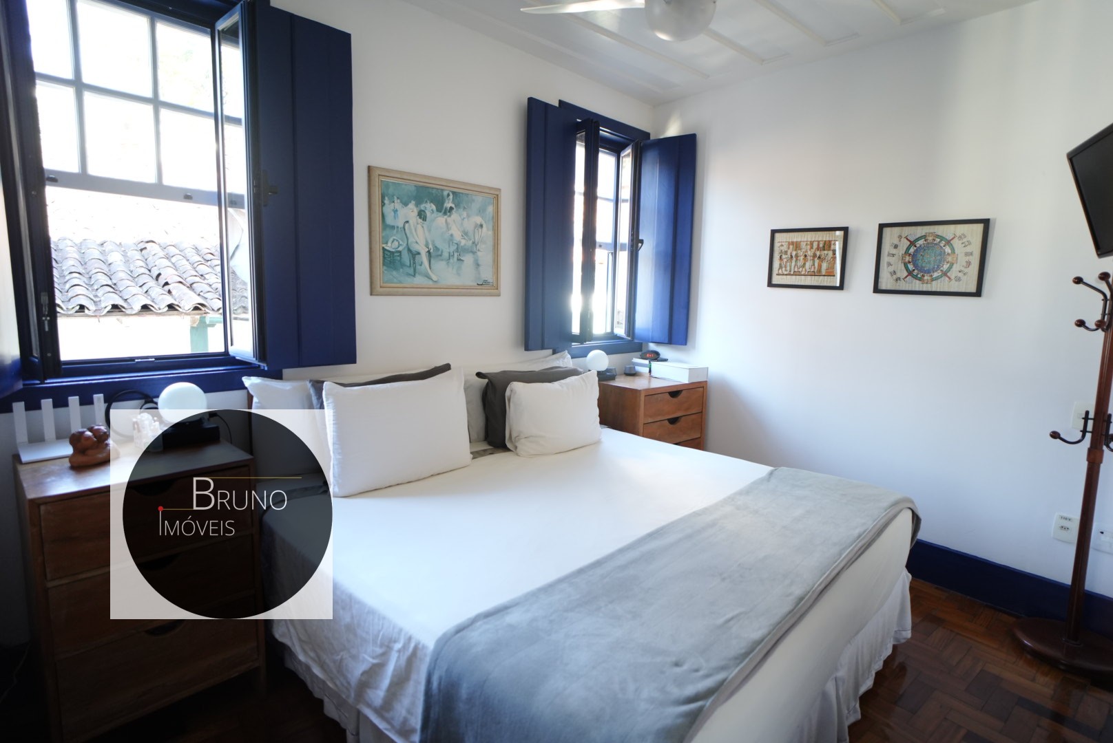 Cód: 32 - CASARÃO HISTÓRICO TOTALMENTE RESTAURADO Á VENDA - OURO PRETO - MG.