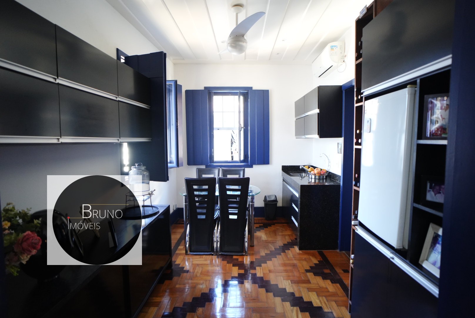 Cód: 32 - CASARÃO HISTÓRICO TOTALMENTE RESTAURADO Á VENDA - OURO PRETO - MG.