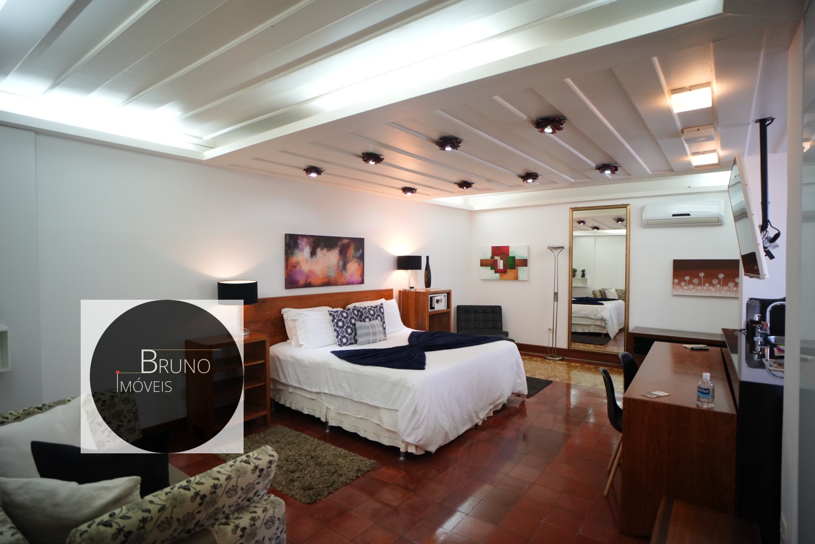 Cód: 32 - CASARÃO HISTÓRICO TOTALMENTE RESTAURADO Á VENDA - OURO PRETO - MG.