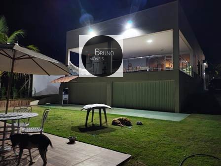 Cód: 33 - CASA MARAVILHOSA NO LAGO DE FURNAS  Á VENDA !!