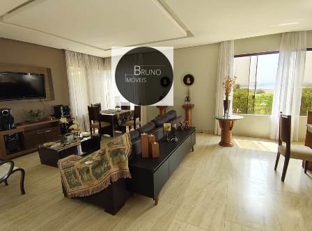 Cód: 33 - CASA MARAVILHOSA NO LAGO DE FURNAS  Á VENDA !!