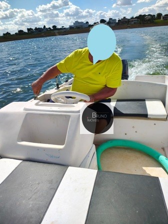 Cód: 33 - CASA MARAVILHOSA NO LAGO DE FURNAS  Á VENDA !!