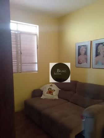 Cód: 35 - CASA ANTIGA, REFORMADA, Á VENDA NO BAIRRO LAGOINHA - BH - MG !!